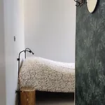 Au 157 - Locations Apartment