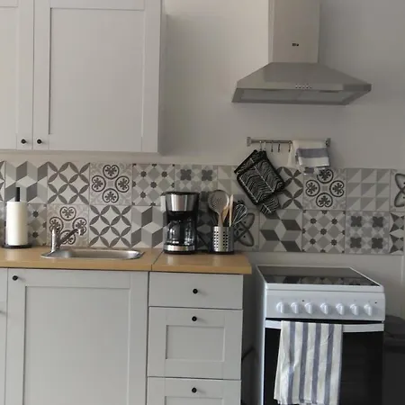 Au 157 - Locations Contrexéville