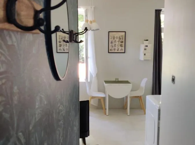 Au 157 - Locations Apartment *