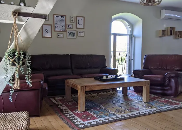 Au 157 - Locations Apartment *