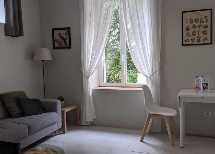 Au 157 - Locations Apartment